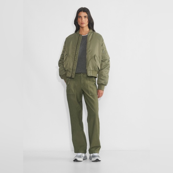 TNA Pants - Aritzia TNA Size 4 Marco Pant - Green